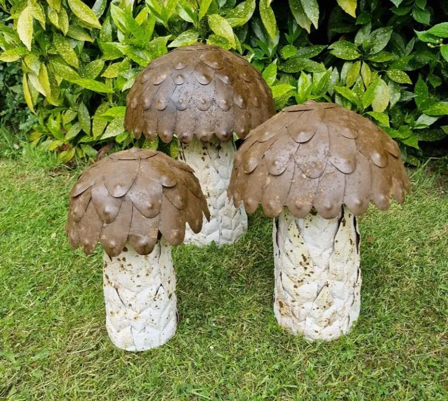 Set of 3 Giant Metal Mushroom Toadstool Sculptures Garden Outdoor Ornament