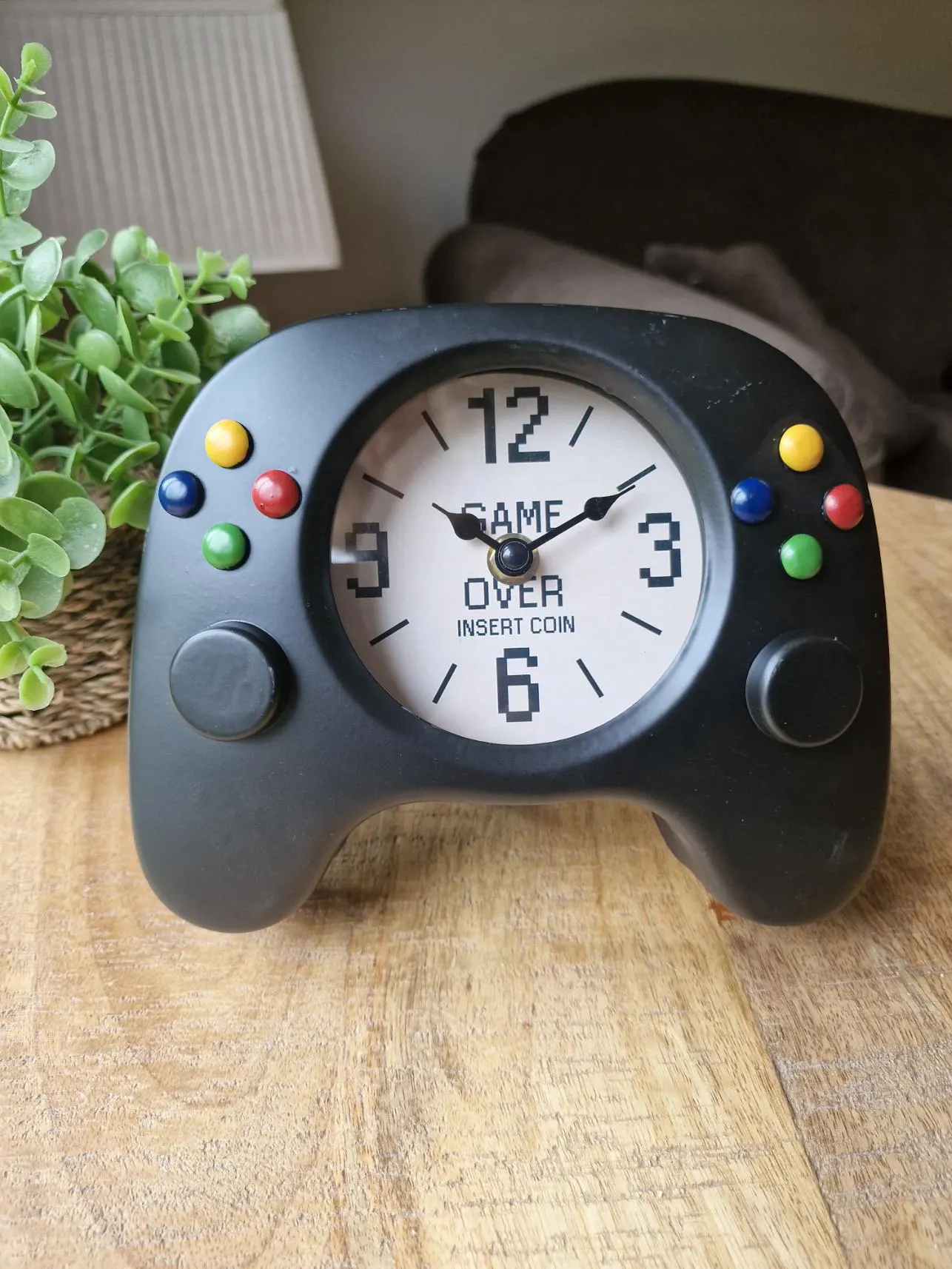 Gamer Controller Clock, Fun Retro Gaming Room, Boys, Battery Operated, Analogue