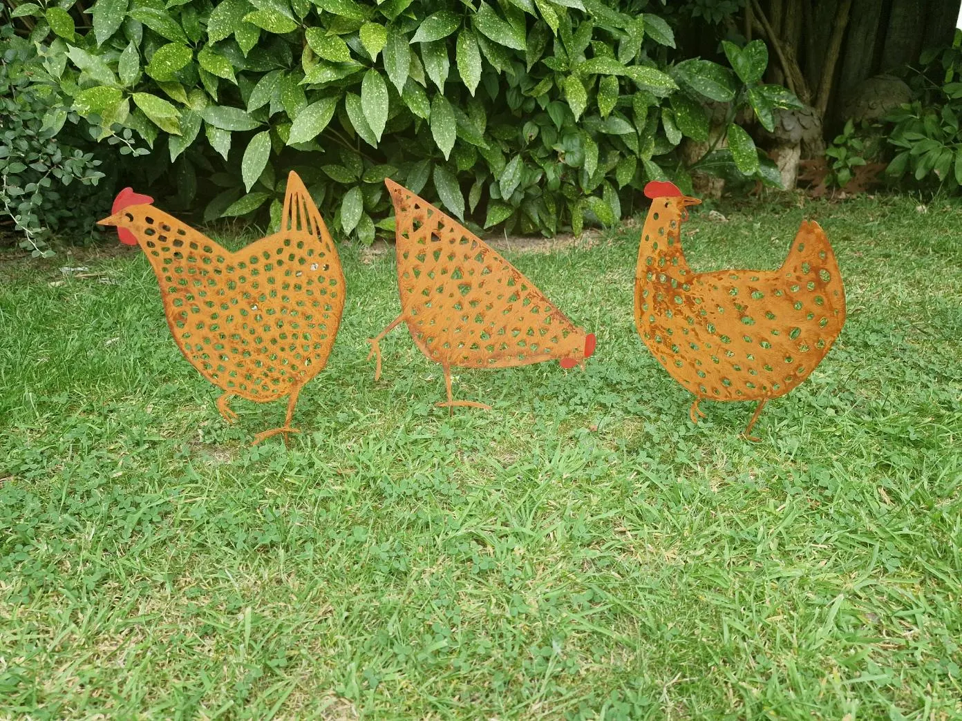 Rusty Rustic 3 Hens Chickens Silhouettes
