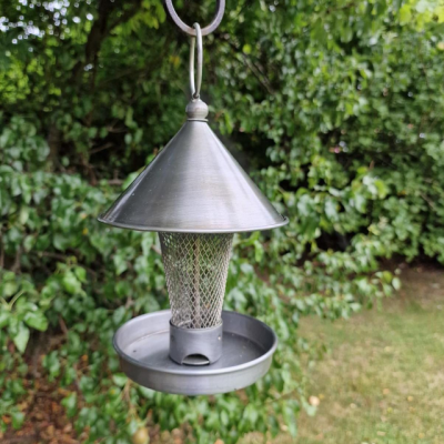 Outdoor Hanging Metal Bird Feeder